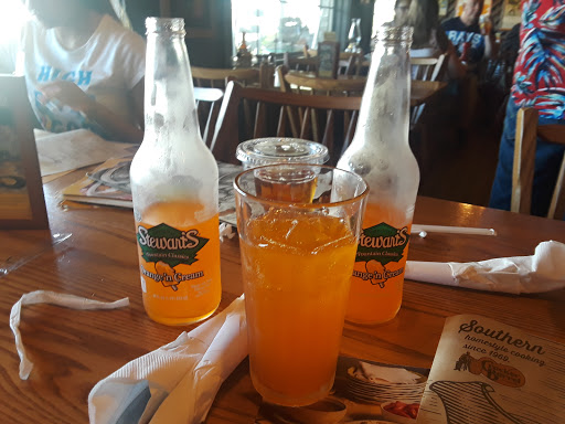 American Restaurant «Cracker Barrel Old Country Store», reviews and photos, 10090 Daniels Pkwy, Fort Myers, FL 33913, USA