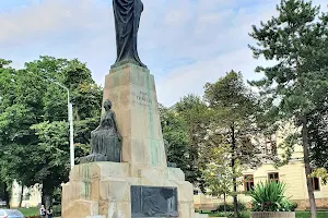 Statue of Mihai Eminescu image