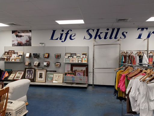 Thrift Store «Goodwill Boynton Beach Store & Donation Center», reviews and photos