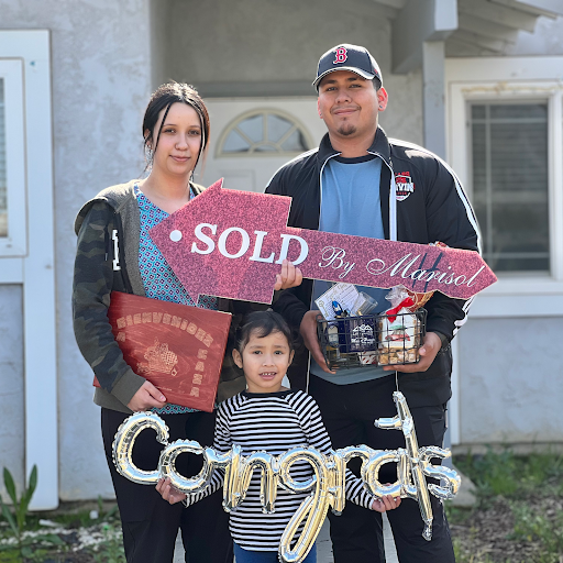 Marisol Hernandez Realtor image