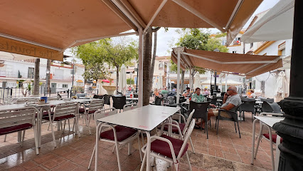 The Fountain Bistro and Bar - Pl. de la Tribuna, 12, 29631 Arroyo de La Miel, Málaga, Spain