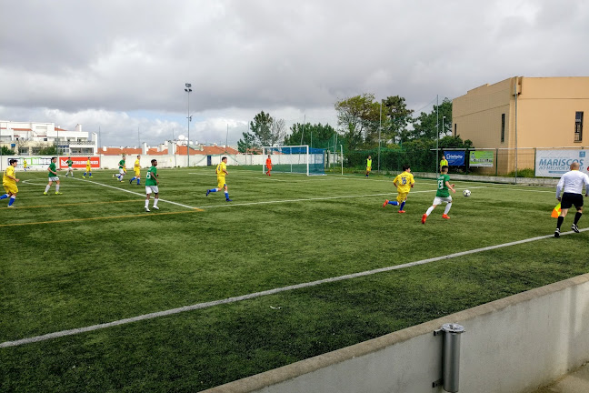 Avaliações doCharneca da Caparica Futebol Clube em Almada - Campo de futebol