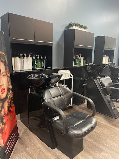 Beauty Salon «Azure Salon & Spa», reviews and photos, 1359 Riverstone Pkwy #110, Canton, GA 30114, USA