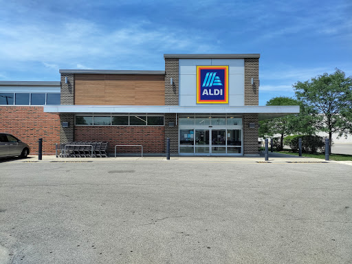 Supermarket «ALDI», reviews and photos, 1345 W North Ave, Melrose Park, IL 60160, USA