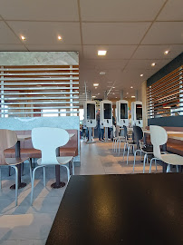 Atmosphère du Restauration rapide McDonald's à Cournon-d'Auvergne - n°2