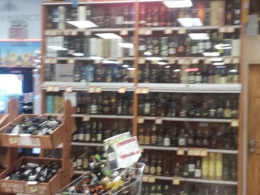 Shopping Mall «New Horizons Shopping Mall», reviews and photos, 961 E 174th St, Bronx, NY 10460, USA