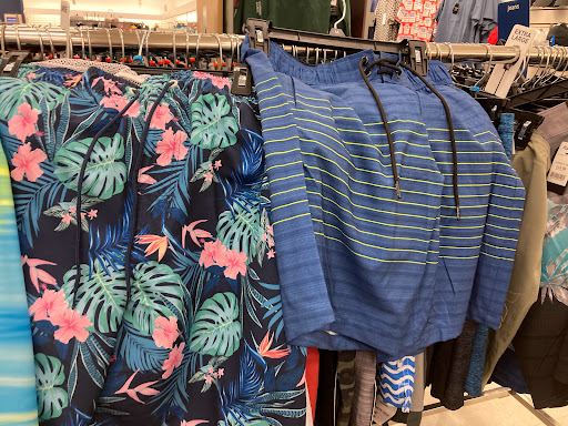 Department Store «Marshalls», reviews and photos, 533 S Broad St, Meriden, CT 06450, USA