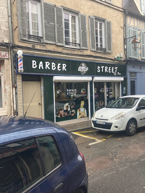 Barber street Auxerre