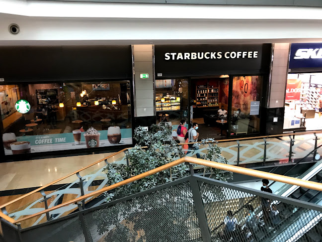 Starbucks - Cafeteria