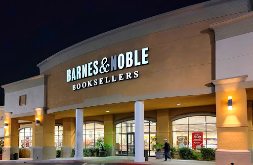 Barnes & Noble image