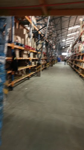 Distribuidora y Comercial Dimak Ltda.