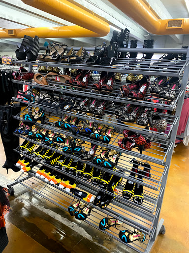 Thrift Store «Goodwill Store», reviews and photos, 23740 El Toro Rd e, Lake Forest, CA 92630, USA