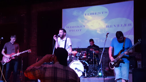 Pizza Restaurant «Jupiter Studios & Bistro», reviews and photos, 346 E Main St, Alliance, OH 44601, USA