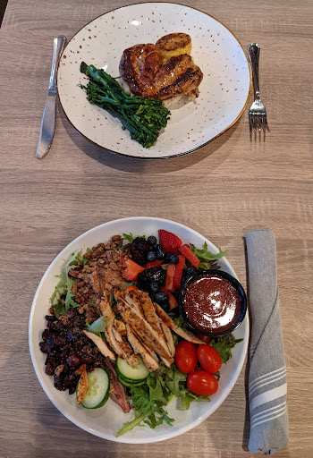 Gastropub «FRESCOS», reviews and photos, 132 S Kentucky Ave, Lakeland, FL 33801, USA