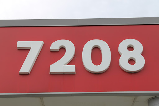 Used Car Dealer «Conely Auto - Sales, Service, & Rental», reviews and photos, 7208 Grand River Ave, Brighton, MI 48114, USA