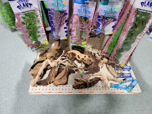 Pet Supply Store «Mini Pet Mart», reviews and photos, 1609 Virginia Ave, North Bend, OR 97459, USA