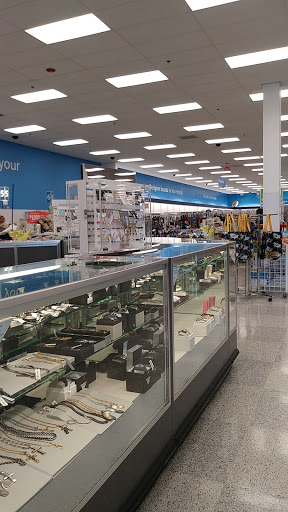 Clothing Store «Ross Dress for Less», reviews and photos, 257 N Weber Rd, Bolingbrook, IL 60490, USA