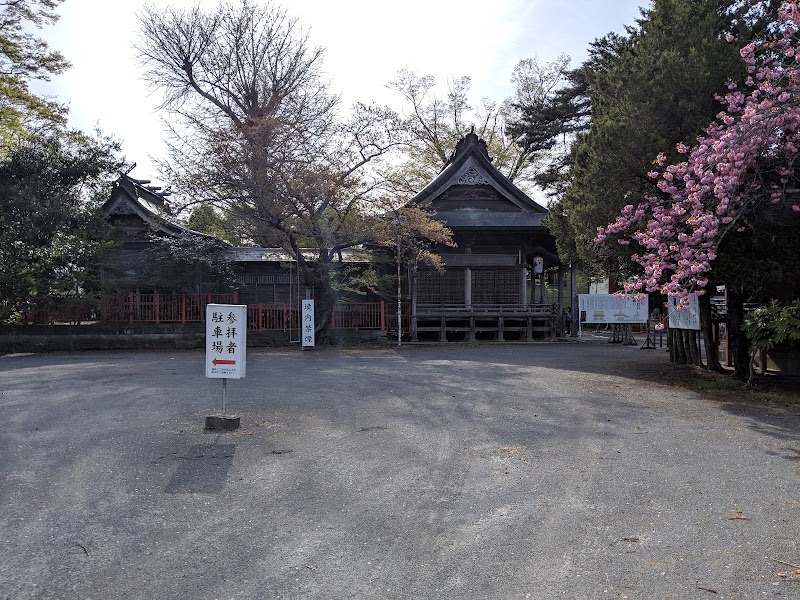 津島神社 参拝者駐車場