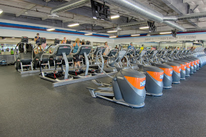 CRUNCH FITNESS - HUNTINGTON BEACH