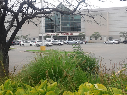 Movie Theater «College Point Multiplex Cinemas», reviews and photos, 2855 Ulmer St, Flushing, NY 11354, USA