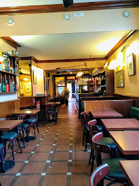 Atmosphère du Restaurant français Le Sylvia à Chantilly - n°14