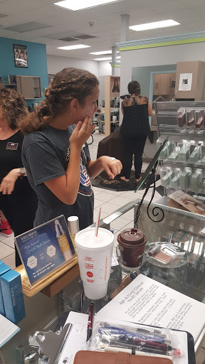 Hair Salon «Guys & Gals Quarters Salon & Day Spa», reviews and photos, 22 Saratoga Dr, Batesville, IN 47006, USA