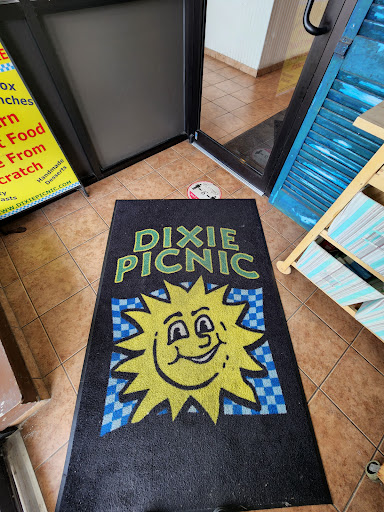 Shopping Mall «Lincoln Court Shopping Center», reviews and photos, 215 Lancaster Ave, Frazer, PA 19355, USA