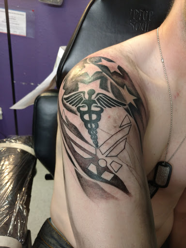 Tattoo Shop «Custom Ink Tattoo», reviews and photos, 6646 San Pedro Ave, San Antonio, TX 78216, USA