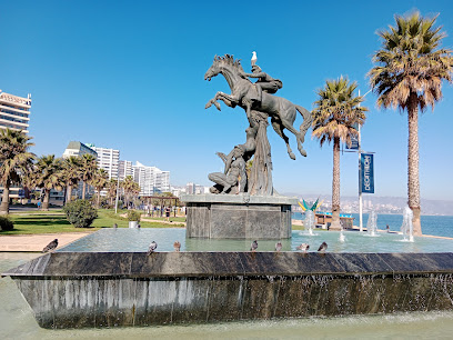 Monumento a Alberto Larraguibel y caballo Huaso