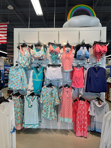 Marine Supply Store «West Marine», reviews and photos, 1930 Eastwood Rd #102, Wilmington, NC 28403, USA