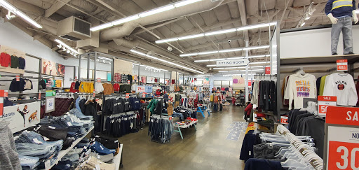 Clothing Store «Old Navy», reviews and photos, 228 Vintage Way, Novato, CA 94945, USA