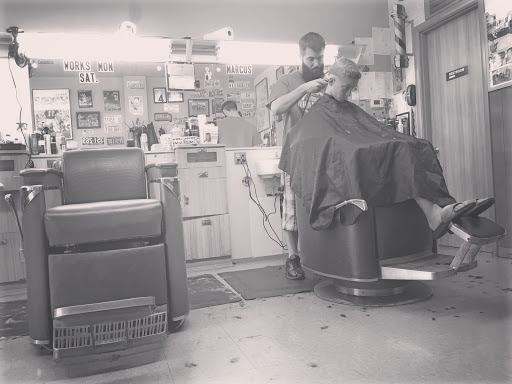 Barber Shop «Brownsboro Center Barber Shop», reviews and photos, 4852 Brownsboro Center, Louisville, KY 40207, USA