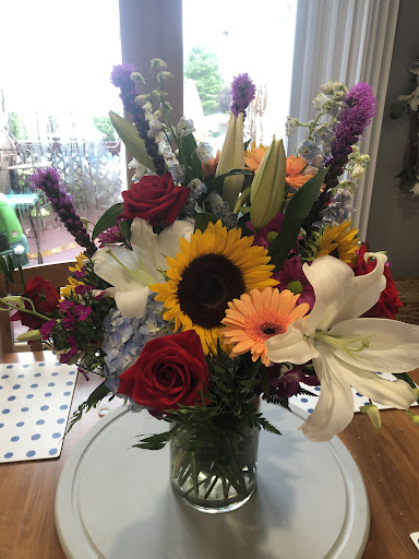 Florist «Tappan Zee Florist», reviews and photos, 176 Main St, Nyack, NY 10960, USA