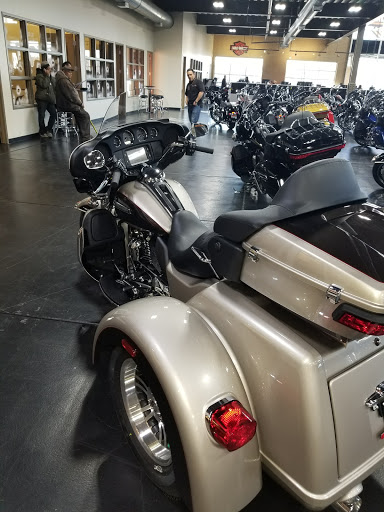 Harley-Davidson Dealer «Chicago Harley-Davidson», reviews and photos, 2929 Patriot Blvd, Glenview, IL 60026, USA