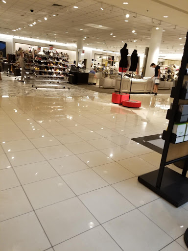 Department Store «Nordstrom Waterside», reviews and photos, 5489 Tamiami Trail N, Naples, FL 34108, USA