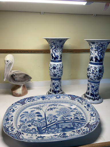 Thrift Store «Tambourine Resale Shop», reviews and photos, 1619 10th Ave, Vero Beach, FL 32960, USA