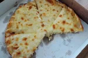 Pizza Lavita image