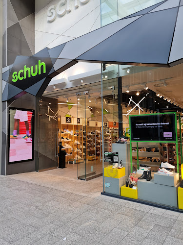 Schuh - Shoe store