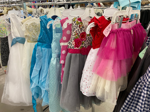 Thrift Store «Hope of the Valley Thrift Store», reviews and photos, 2790 E Los Angeles Ave, Simi Valley, CA 93065, USA