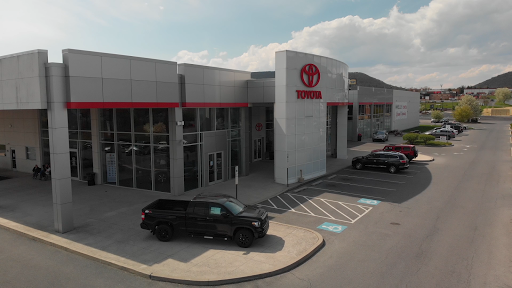 Toyota Dealer «Freedom Toyota», reviews and photos, 41 Industrial Dr, Hamburg, PA 19526, USA