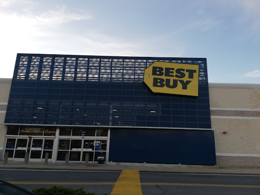 Electronics Store «Best Buy», reviews and photos, 20914 N Frederick Rd, Germantown, MD 20876, USA