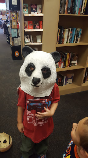 Book Store «2nd & Charles», reviews and photos, 101 Geoffrey Dr, Newark, DE 19713, USA