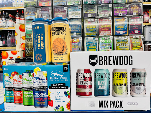 Liquor Store «Main Street Liquor», reviews and photos, 243 E 14 Mile Rd, Clawson, MI 48017, USA