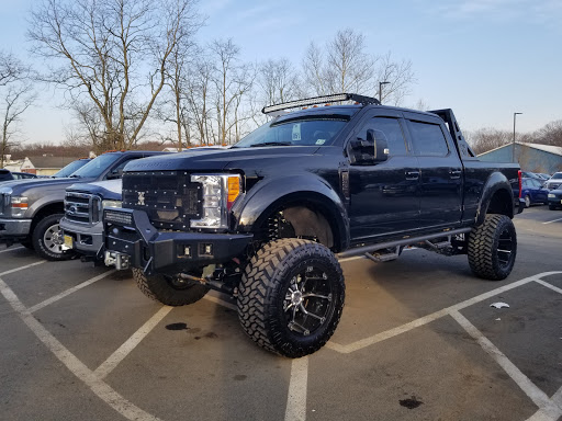 Ford Dealer «Maplecrest Ford of Mendham», reviews and photos, 102 E Main St, Mendham, NJ 07945, USA
