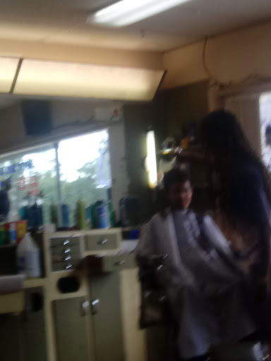 Barber Shop «Oakland Park Barber Shop», reviews and photos, 868 Oakland Park Ave, Columbus, OH 43224, USA