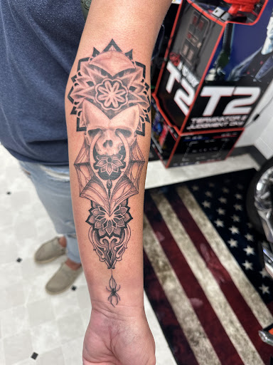 Explore everest tattoo ideas, creative tattoo ideas in Orland, available at K1LL3R ARTW0RK