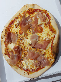 Salami du Pizzeria Pizz'mania à Saint-Malo - n°4