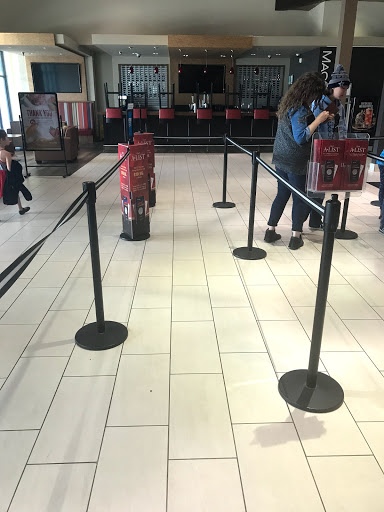 Movie Theater «AMC Fiesta Square 16», reviews and photos, 3033 N College Ave, Fayetteville, AR 72703, USA