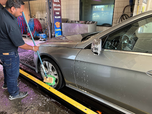 Paradise Auto Spa en Tulare