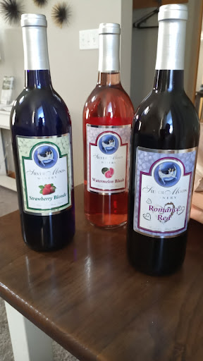 Winery «Silver Moon Winery», reviews and photos, 4915 Old Rte 39 NW, Dover, OH 44622, USA